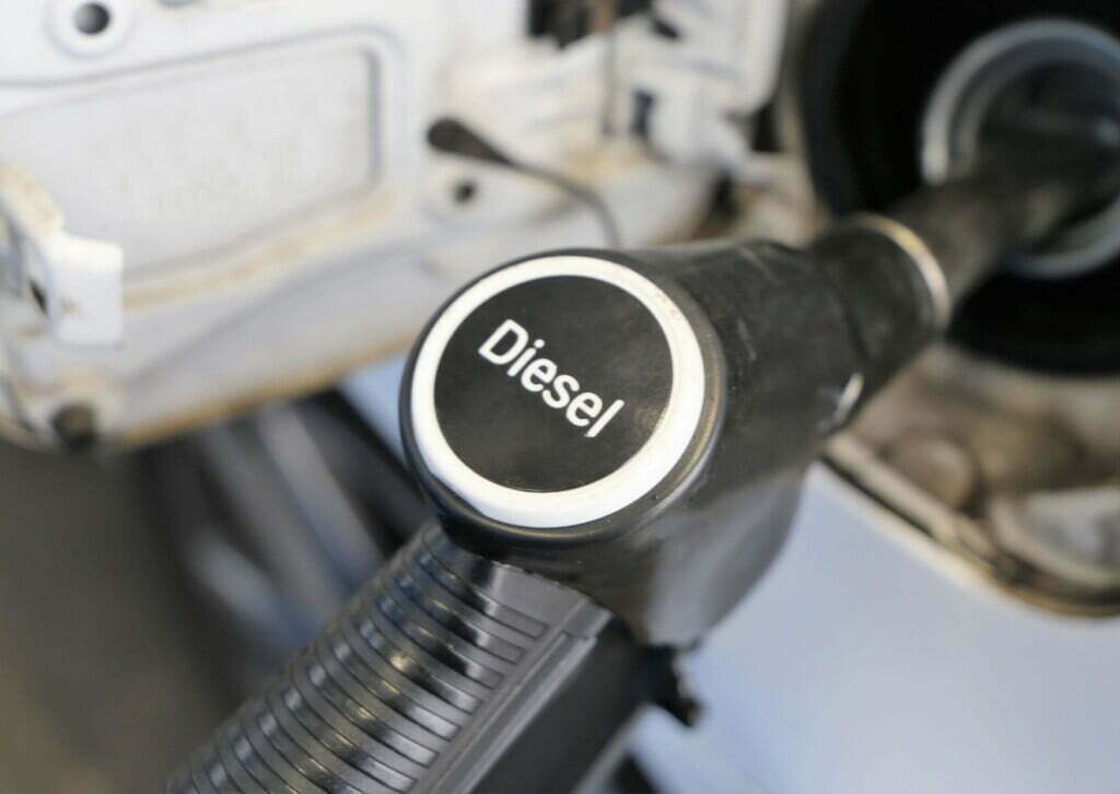 Petrobras reduz preço de diesel para as distribuidoras