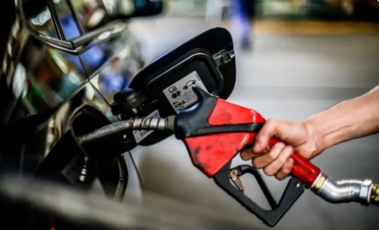 Gasolina mais cara? Aumento do ICMS sobre os combustíveis já tem data para entrar em vigor