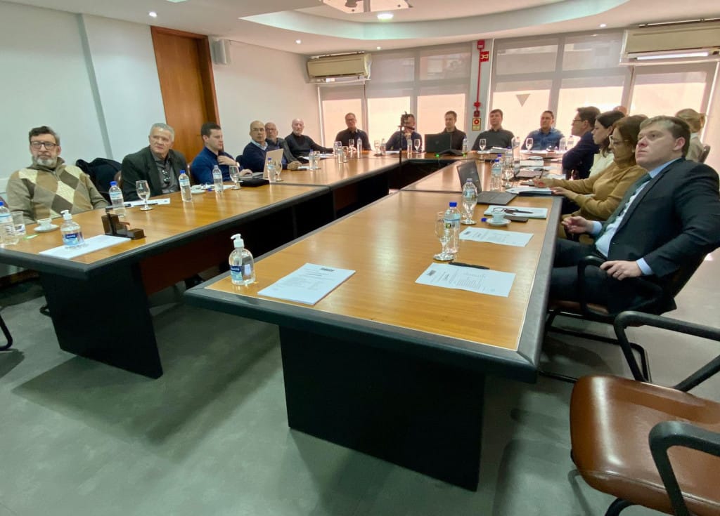 Ações coletivas e eventos pautam reunião de Diretoria